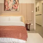 Apollo's On Radio Midas Apartmán *